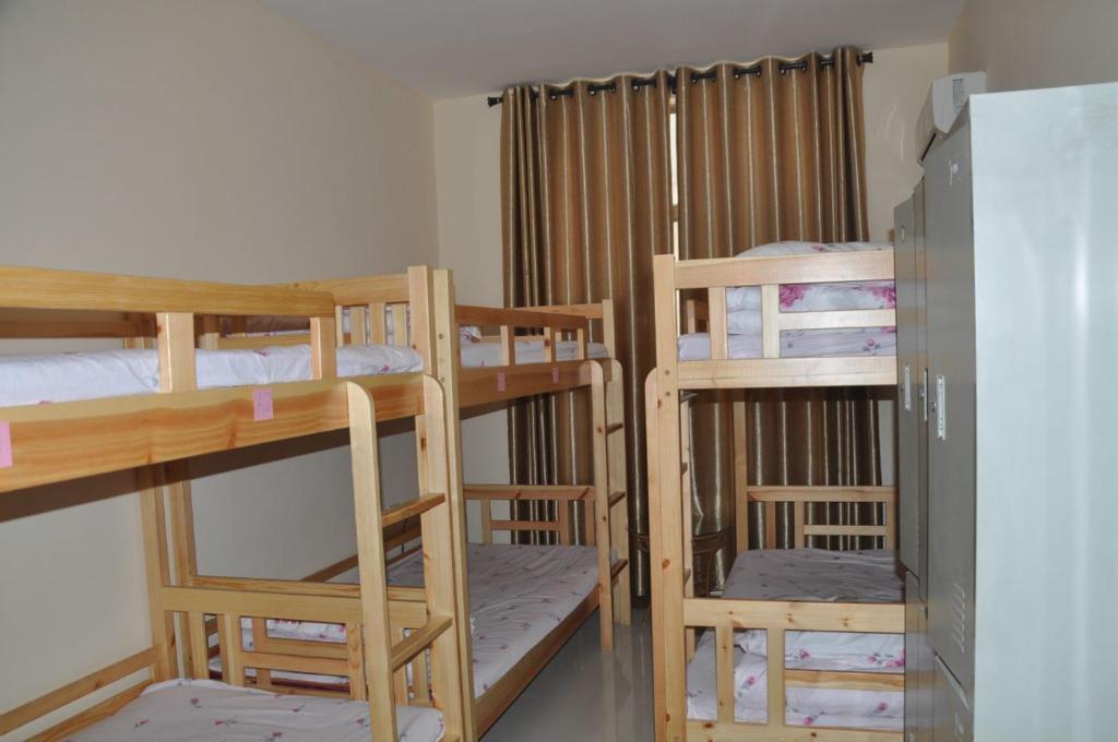 Dengfeng Climb International Youth Hostel Room photo