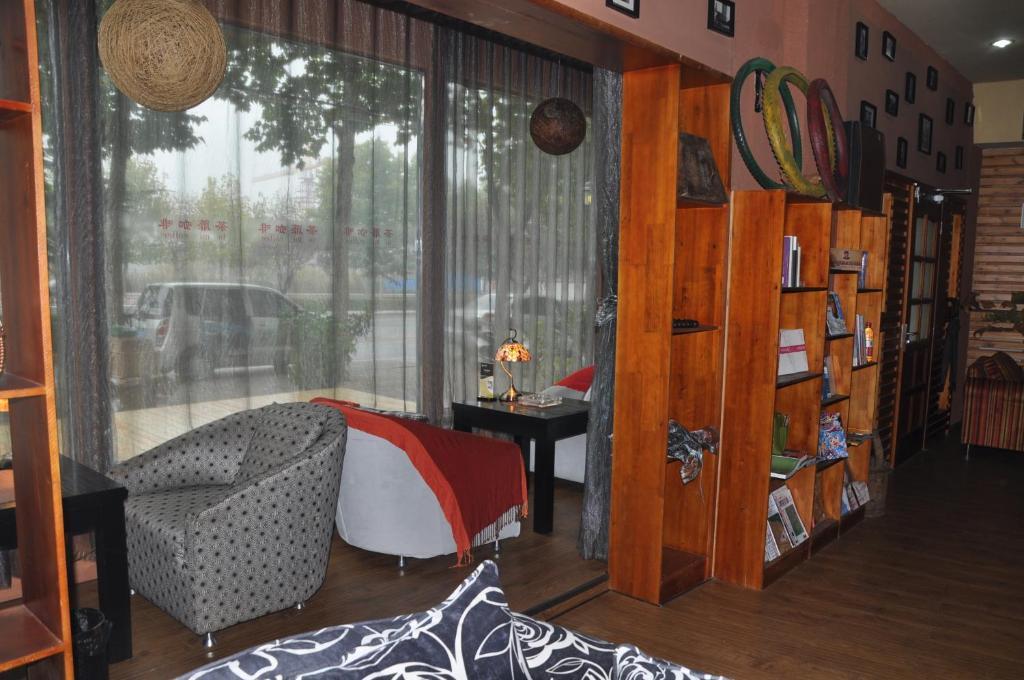 Dengfeng Climb International Youth Hostel Exterior photo